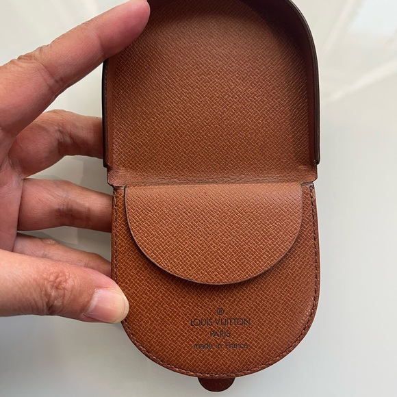 LOUIS VUITTON PORTE MONNAIE CUVETTE COIN PURSE - Picture 3 of 9